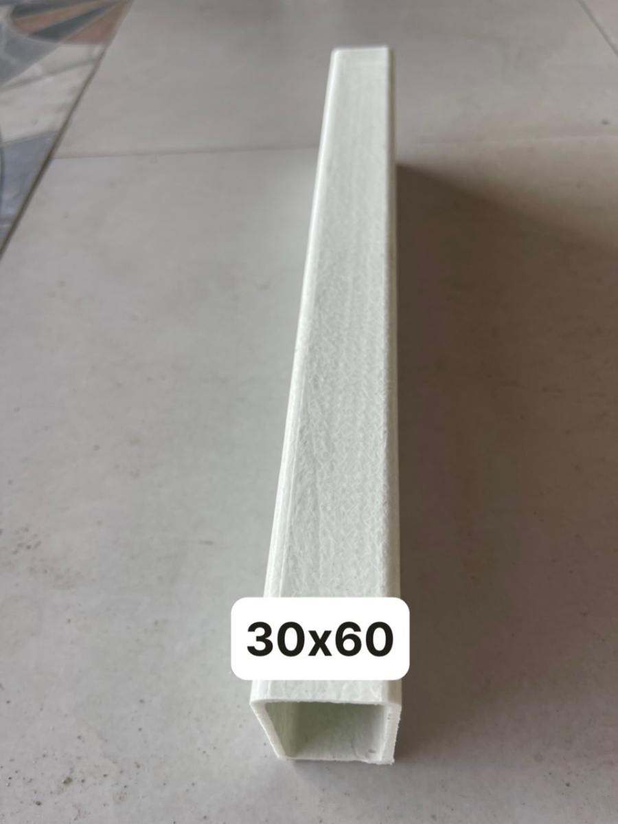 Hộp Nhựa composite 30 x 60 x 3 ly